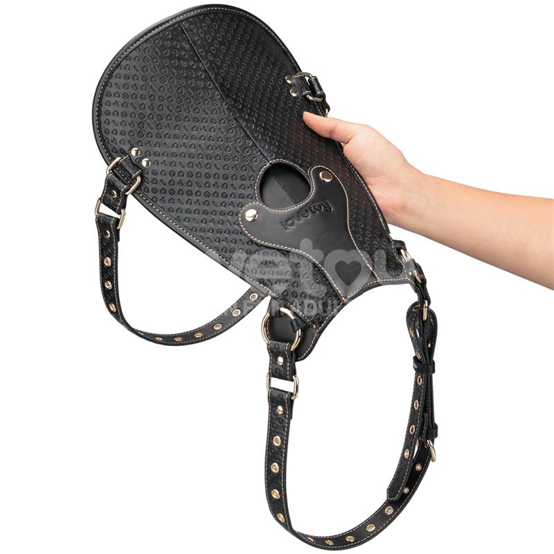 Rebellion Reign Dildo Saddle Silla De Montar