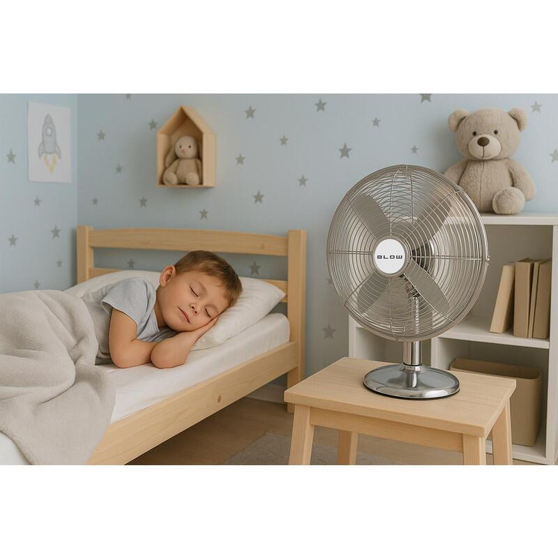 Ventilador De Escritorio Metálico Plateado Blow De 30 Cm (12") Y 50 W.