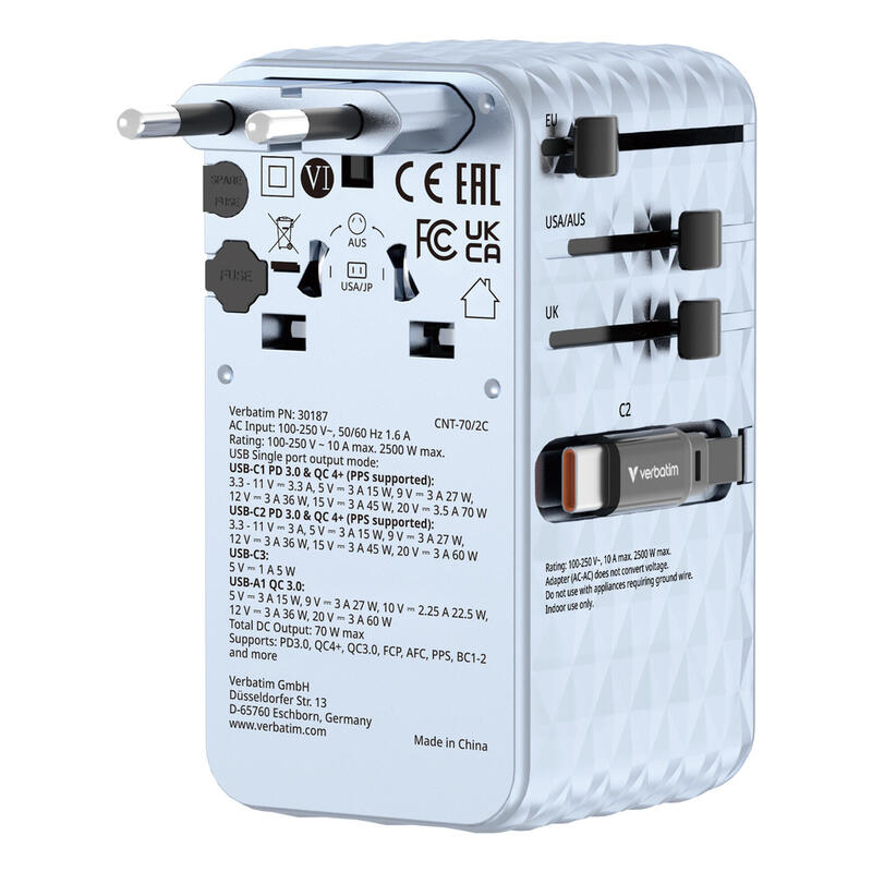 Verbatim Charge 'N' Travel 70w 2c Retractable Universal Travel Adapter Blue